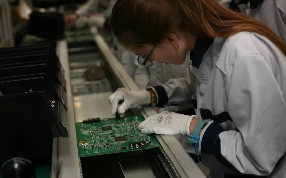 Компания «Микрон» планирует производить микроконтроллеры на мощностях «GS Group»
